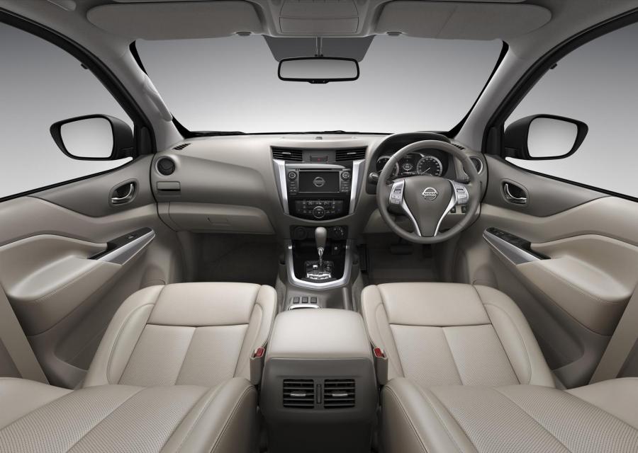  Nissan NP300 Navara Double Cab 2014 года  (TH) (фото 22 из 34)